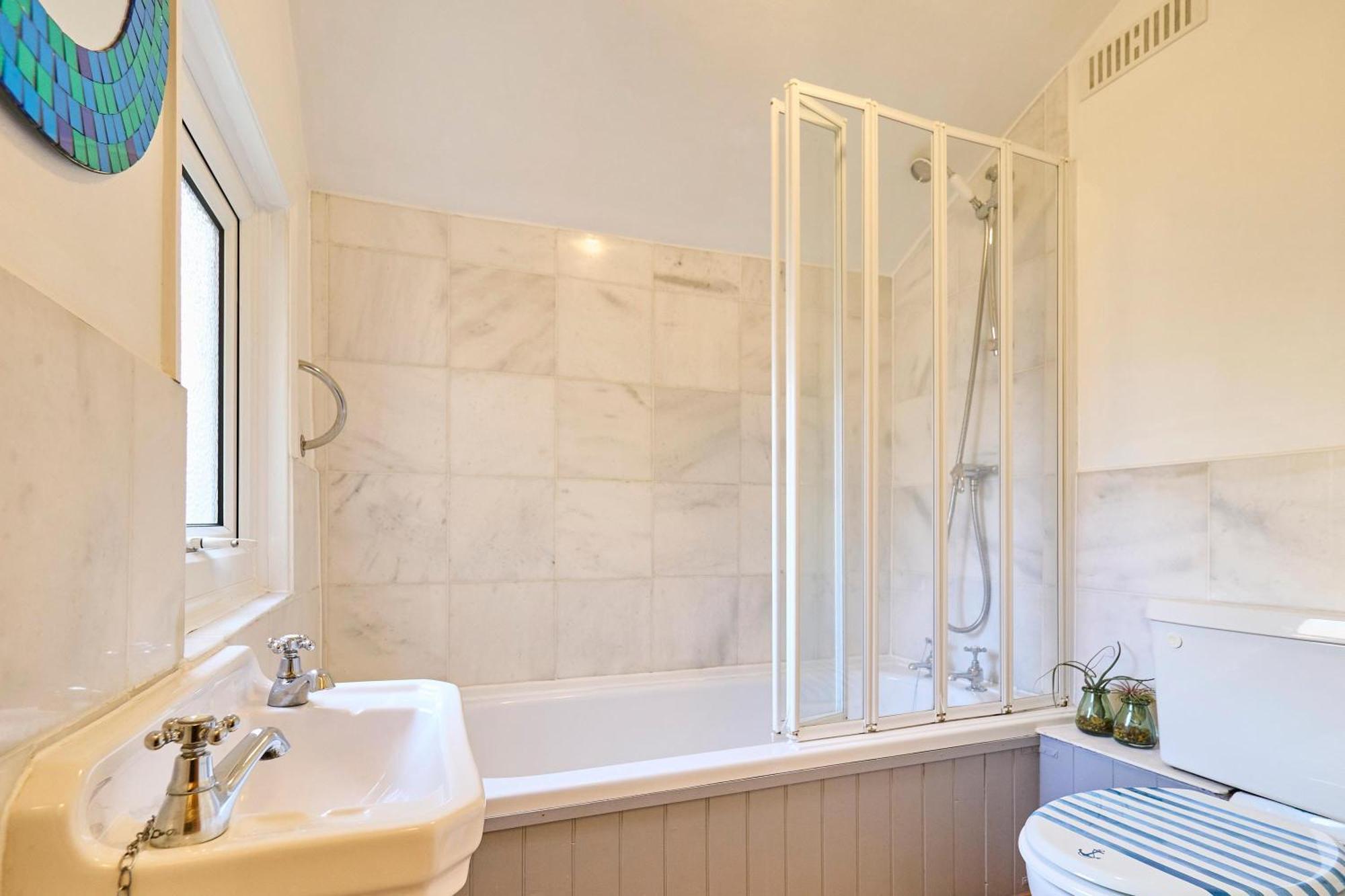 Host & Stay - Ethelbert Cottage บรอดสแตร์ส ภายนอก รูปภาพ